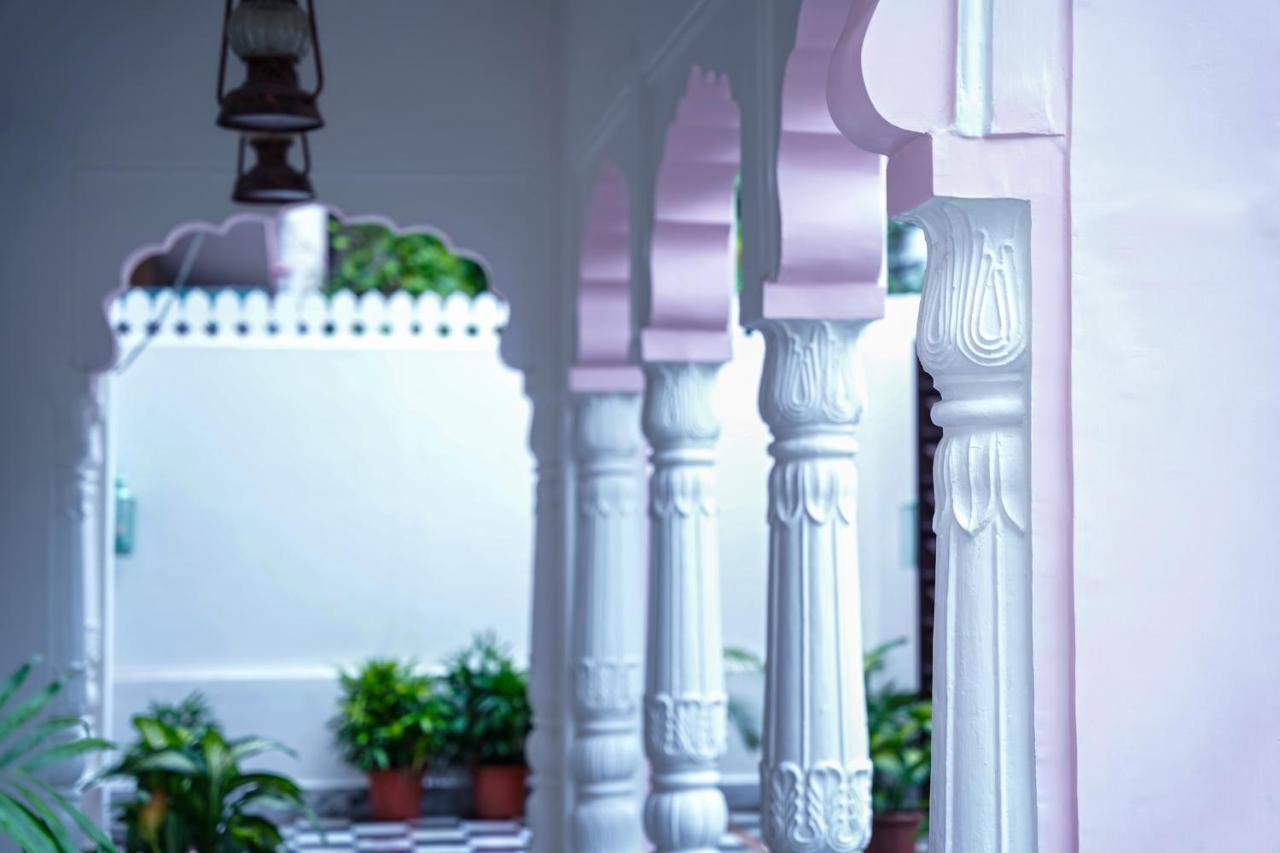 Dev Mahal - A Boutique Heritage Hotel Jaipur Exterior photo
