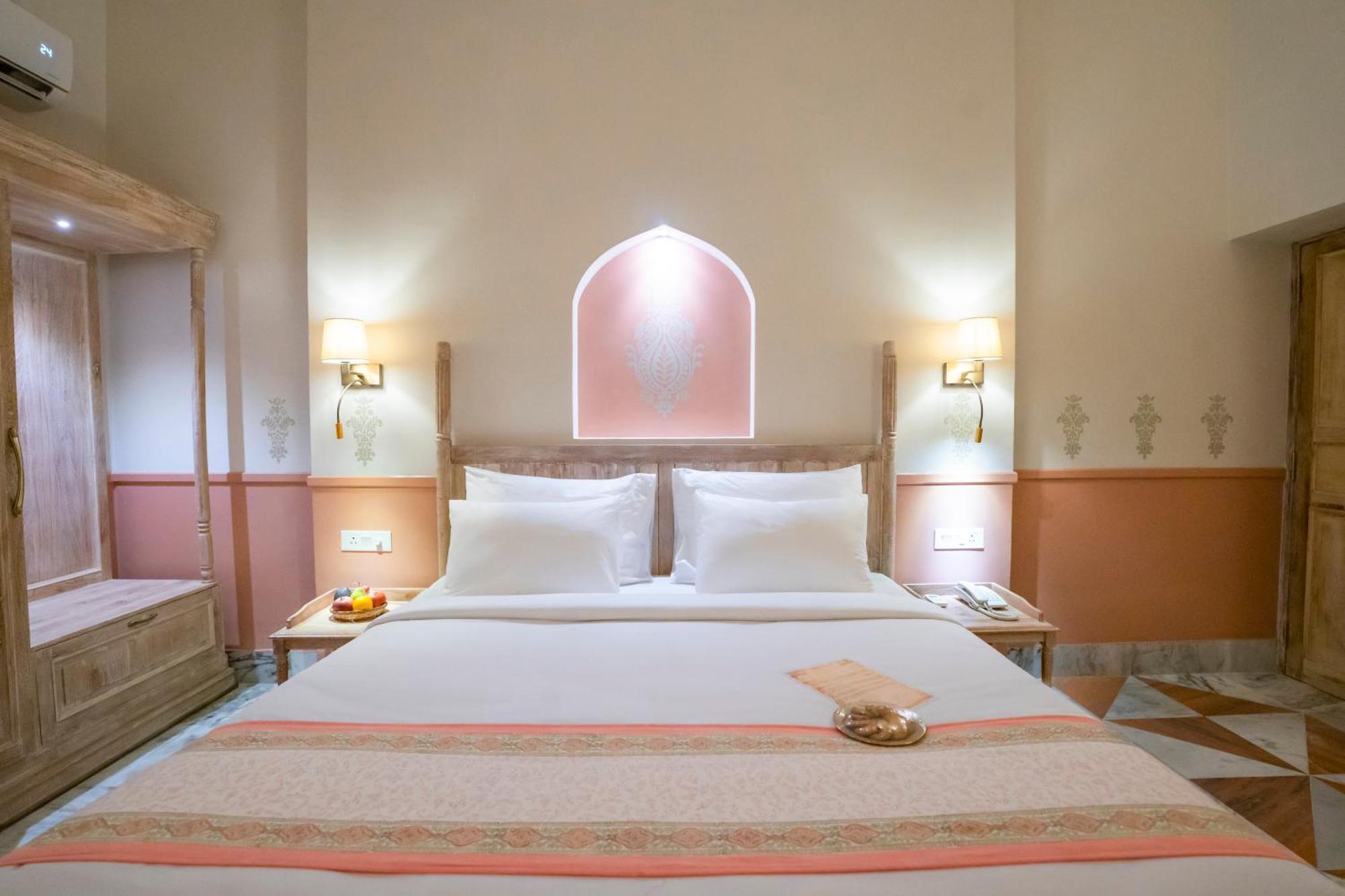 Dev Mahal - A Boutique Heritage Hotel Jaipur Exterior photo