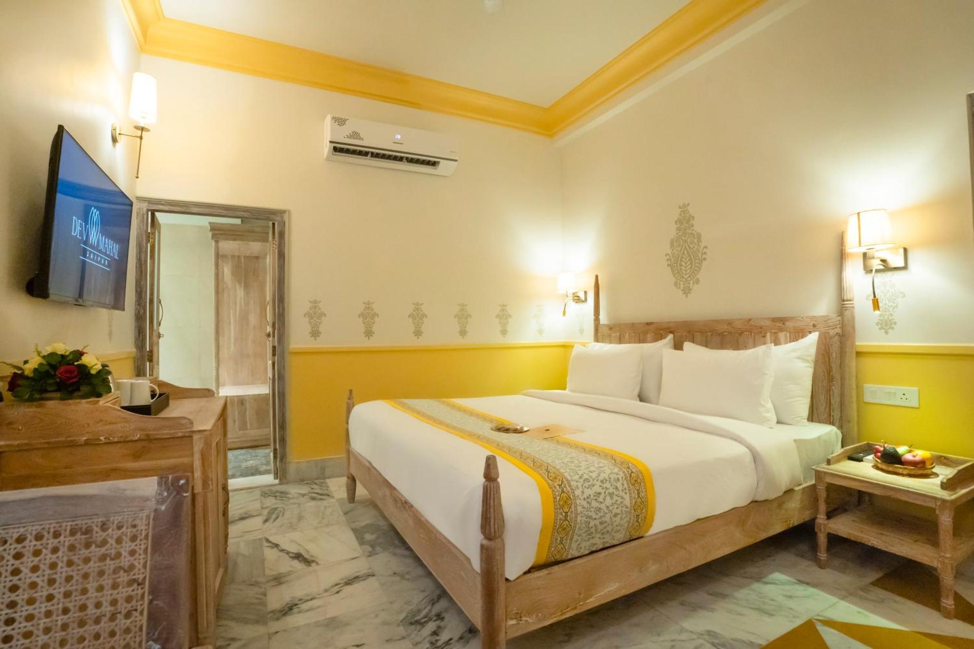 Dev Mahal - A Boutique Heritage Hotel Jaipur Exterior photo