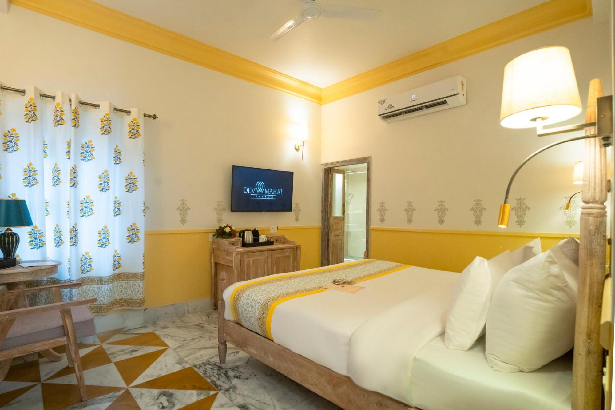 Dev Mahal - A Boutique Heritage Hotel Jaipur Exterior photo