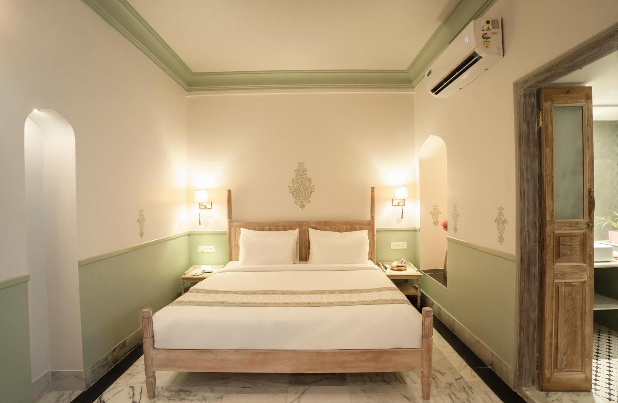 Dev Mahal - A Boutique Heritage Hotel Jaipur Exterior photo