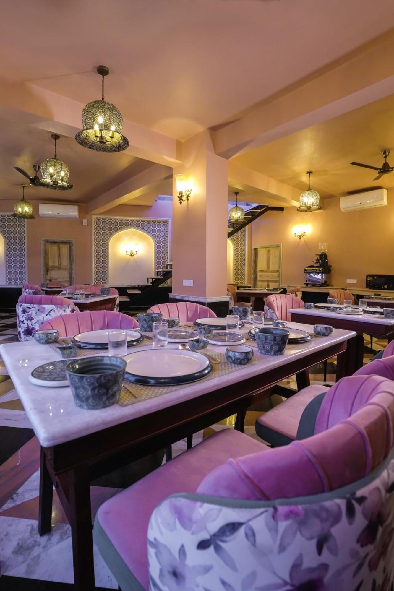 Dev Mahal - A Boutique Heritage Hotel Jaipur Exterior photo