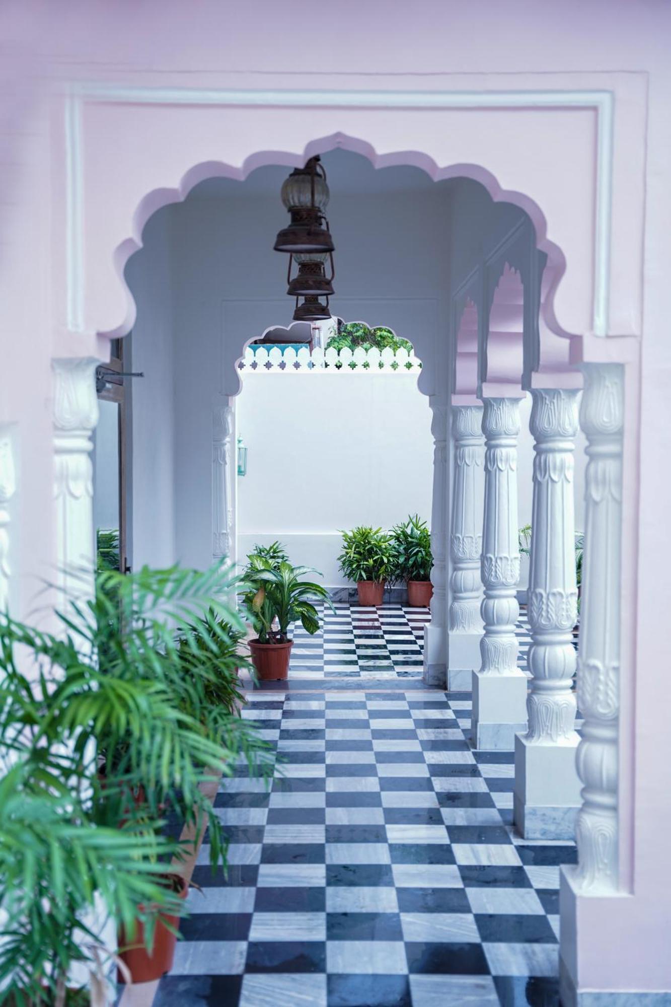 Dev Mahal - A Boutique Heritage Hotel Jaipur Exterior photo